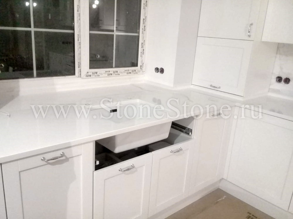����� ���������� ������� ����� �� ���������� ���������� Plaza Stone Perla Bianca
